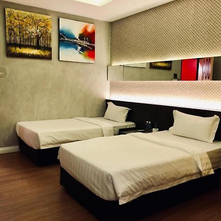 קוטה קינבלו Monaco Boutique Hotel Sadong Jaya מראה חיצוני תמונה