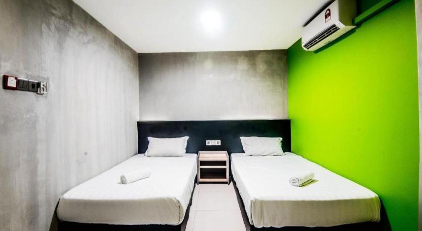 קוטה קינבלו Monaco Boutique Hotel Sadong Jaya מראה חיצוני תמונה