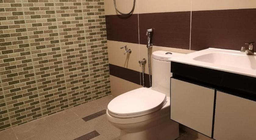 קוטה קינבלו Monaco Boutique Hotel Sadong Jaya מראה חיצוני תמונה