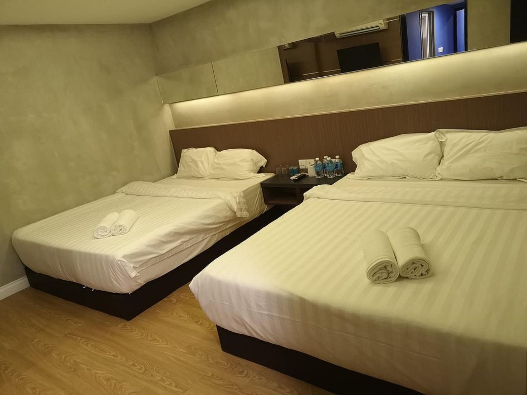 קוטה קינבלו Monaco Boutique Hotel Sadong Jaya מראה חיצוני תמונה